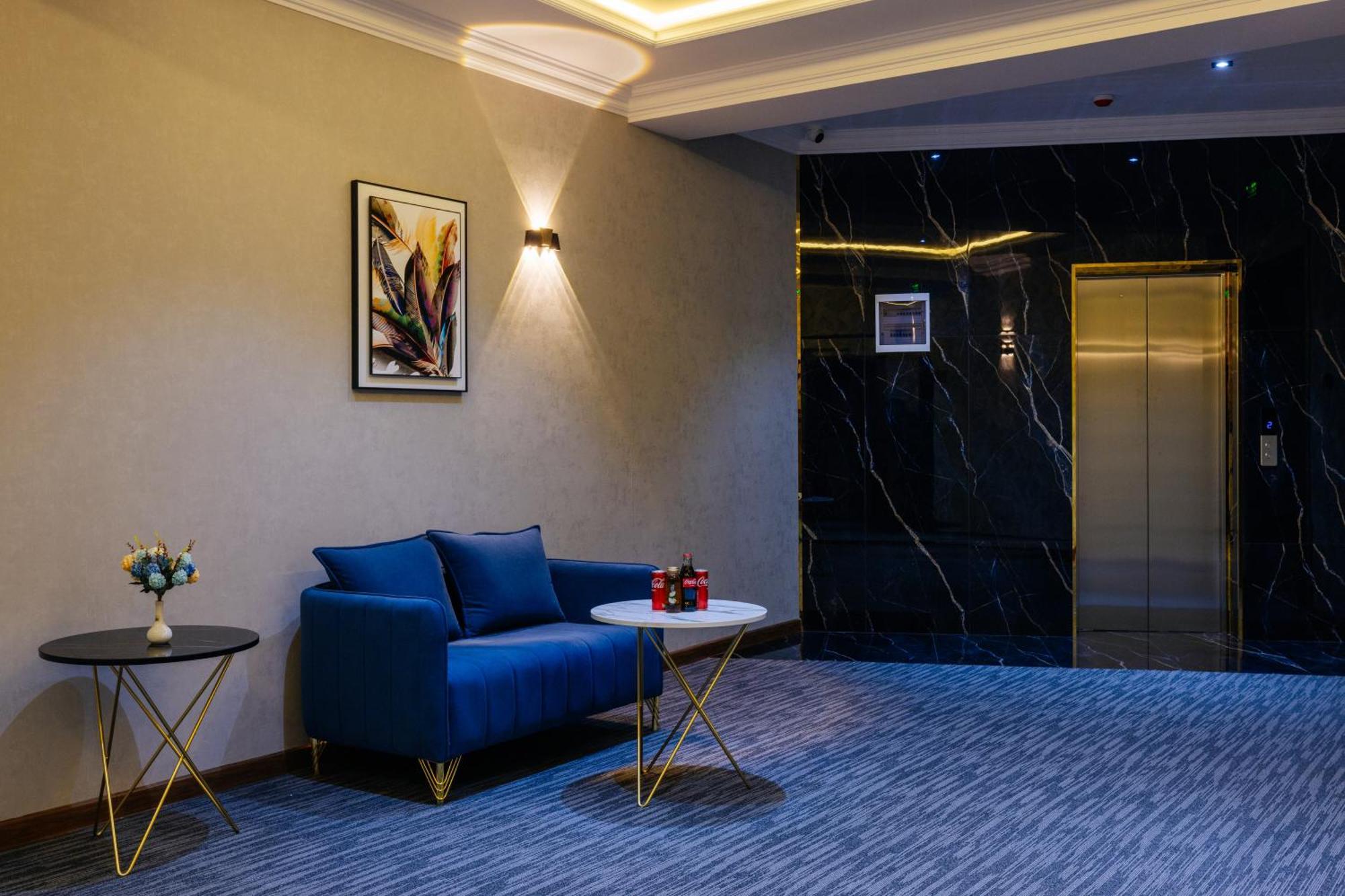 Royal Sebzor Hotel Tashkent Bagian luar foto