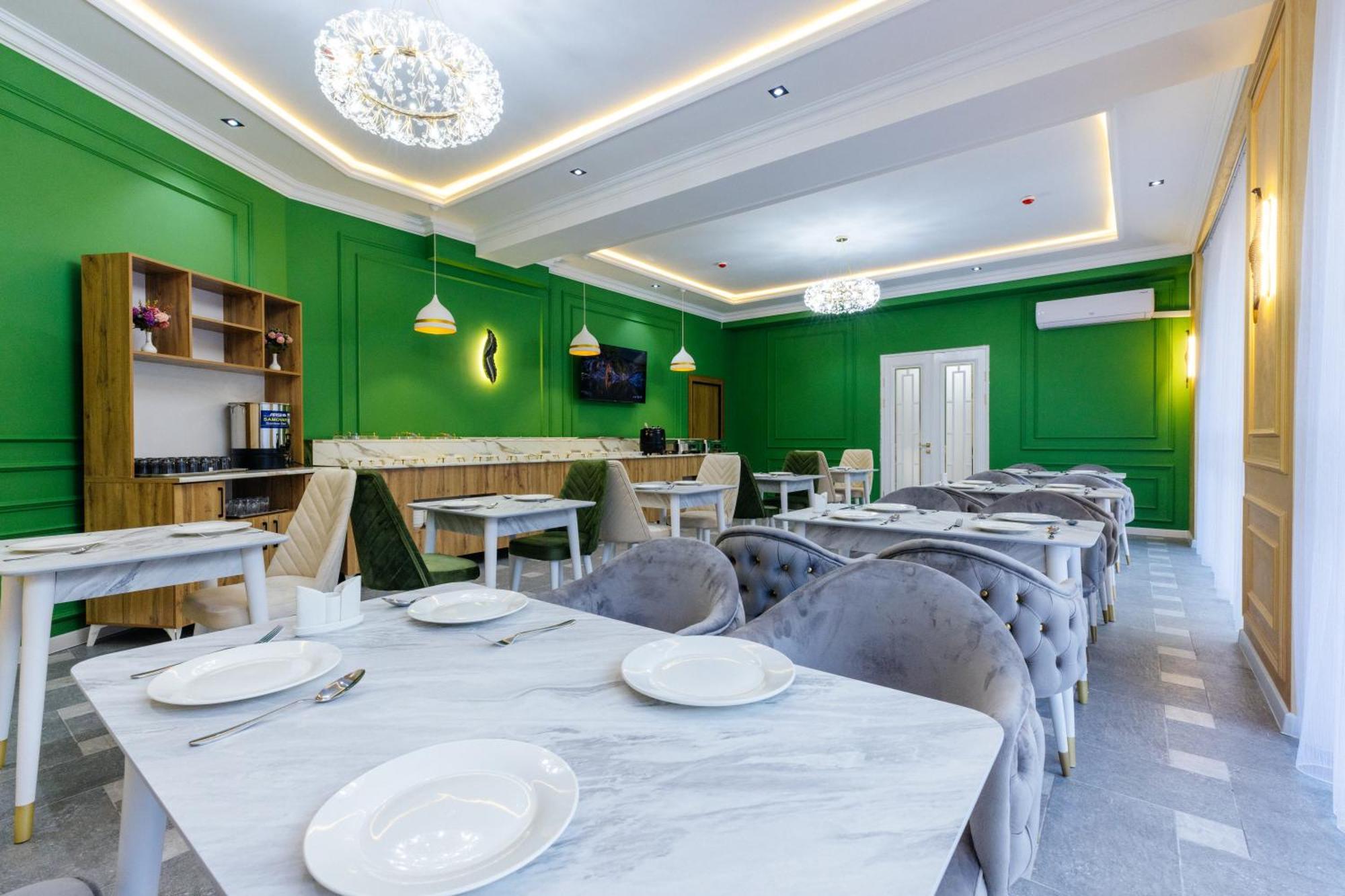 Royal Sebzor Hotel Tashkent Bagian luar foto