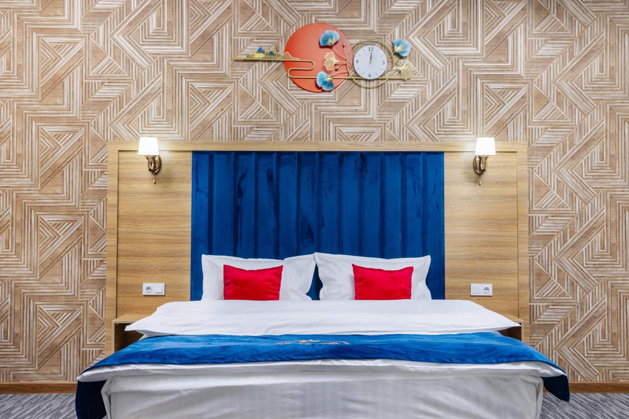 Royal Sebzor Hotel Tashkent Bagian luar foto