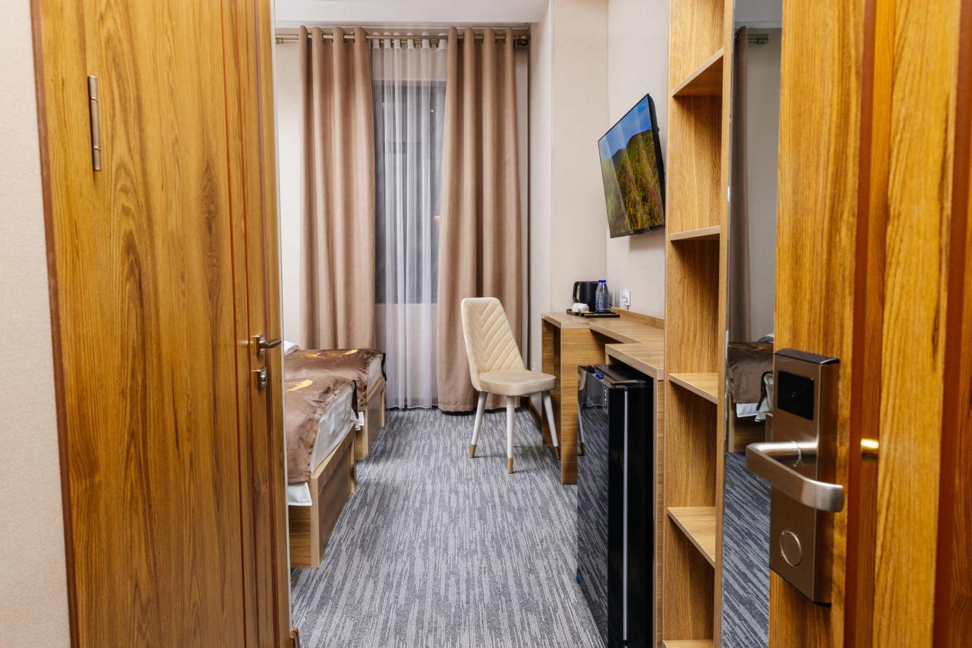 Royal Sebzor Hotel Tashkent Bagian luar foto